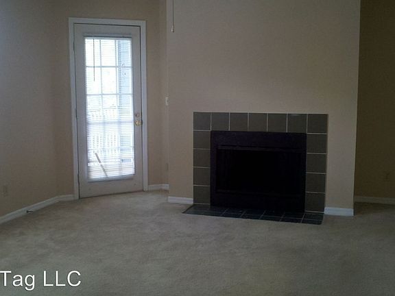 3rd image of 5986 Westgate Dr APT 201