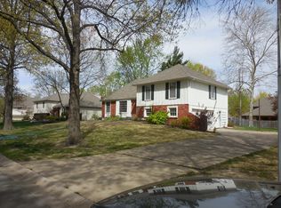 12707 Overbrook Rd, Leawood, KS 66209