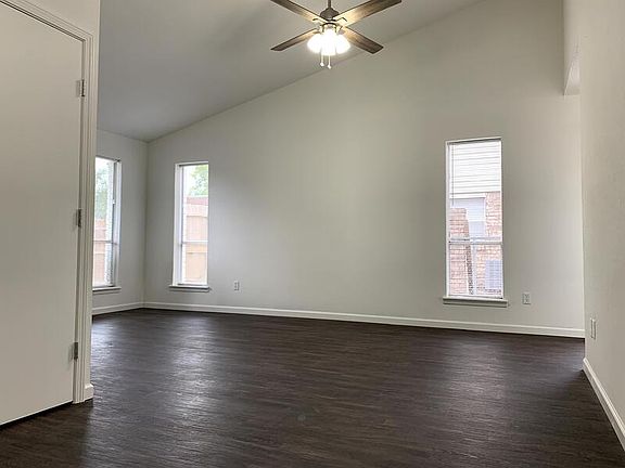 3rd image of 2243 Donna Dr