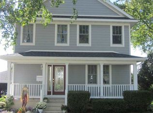 126 W Water St, Beaver Dam, WI 53916