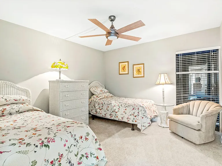 4141 Ocean Dr #208 — Photo 27