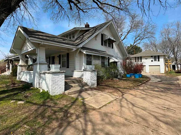 1016 W 2nd Ave, El Dorado, KS 67042