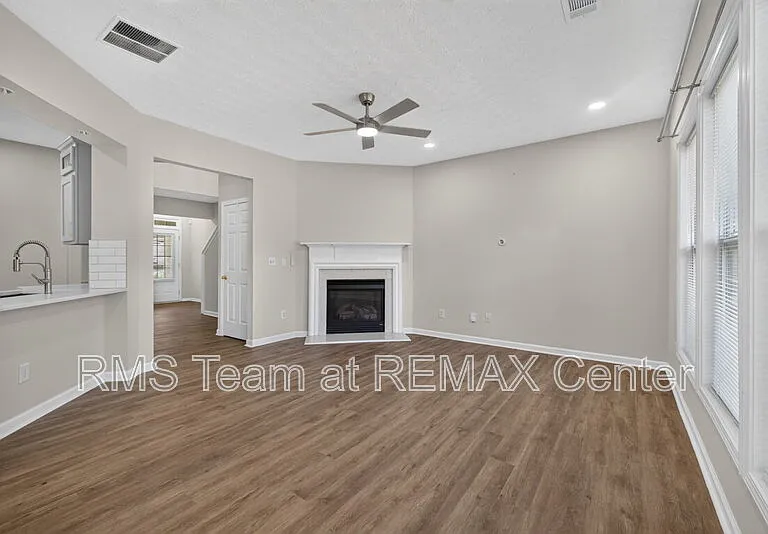 4379 Annlette Dr NW — Photo 6