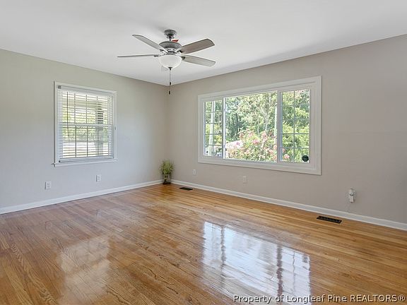 4th image of 1440 Marlborough Rd