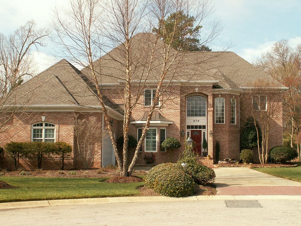 Beautiful Home on Cul-de-Sac