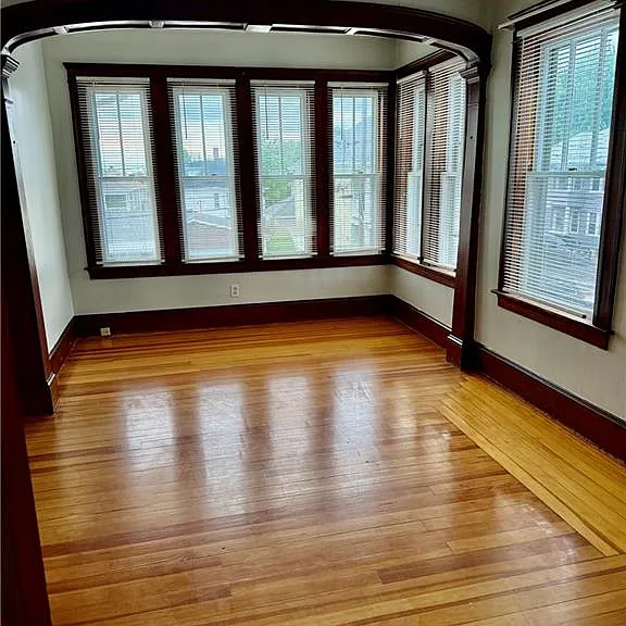 109 Hemond Ave — Photo 8