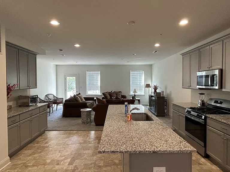168 Everleigh Dr — Photo 12