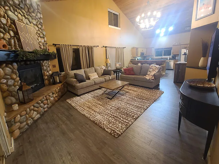 353 Firelight Dr — Photo 7