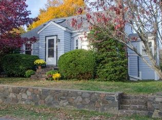 17 Calthrope Rd, Marblehead, MA 01945