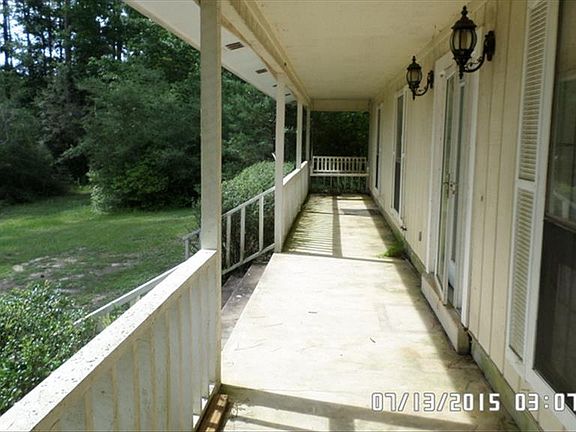 3rd image of 3541 Buckhorn Dr