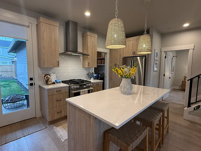 20530 Murphy Rd — Photo 16