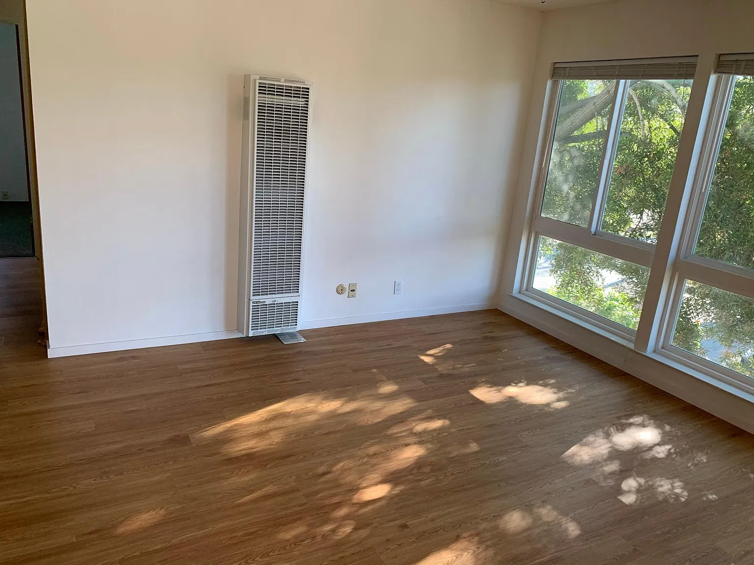 2 bed, 800 sqft, $2,850 — Photo 2
