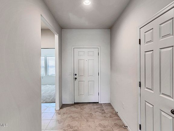 2nd image of 25261 W ATLANTA Avenue