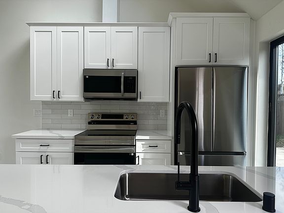 3rd image of 229 Steven Cir #A