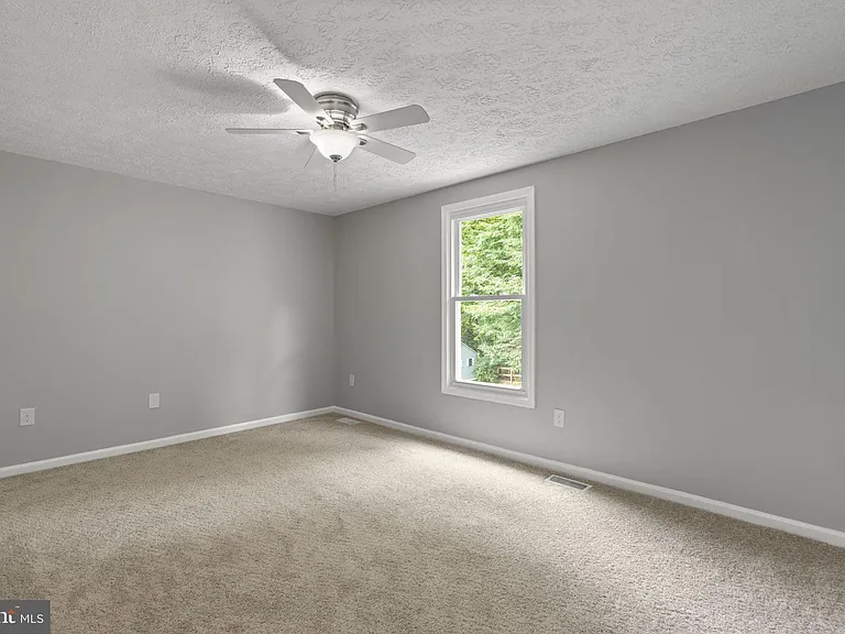 8428 Braddock Way — Photo 29