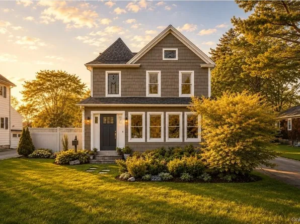 220 Foster Avenue, Sayville, NY 11782