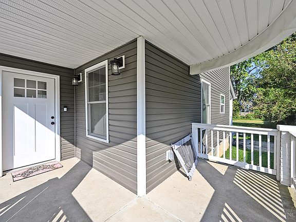 4th image of 5748 Bramble Ave