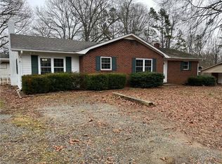 1943 Junction Rd, Mocksville, NC 27028