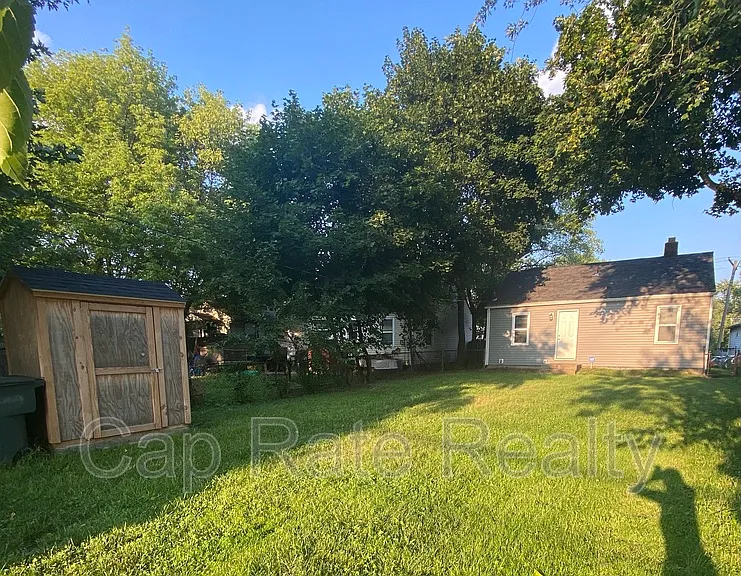2299 Hamilton Ave — Photo 15