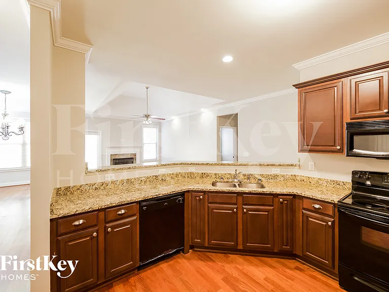 5537 Park Side Cir — Photo 7