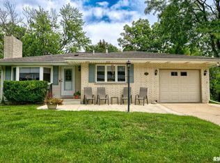 5506 N Graceland Dr, Peoria, IL