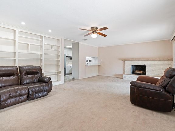 4th image of 10688 Biscay Way