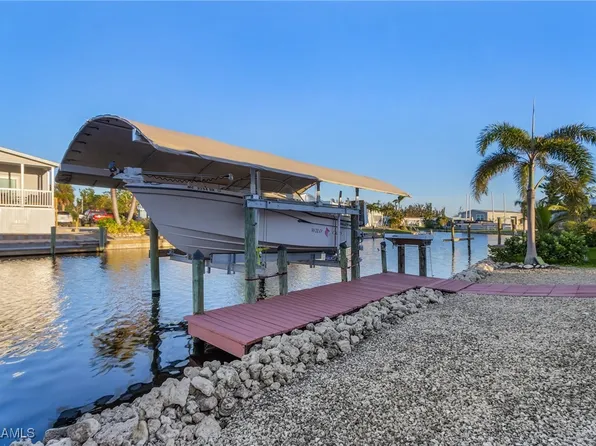 7175 Cobiac Dr, Saint James City, FL 33956