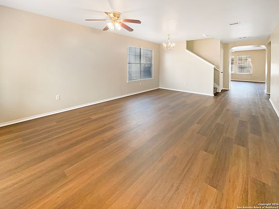 3rd image of 5006 Meridian Farm