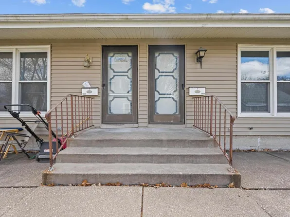 1837-1839 2nd St, Moline, IL 61265