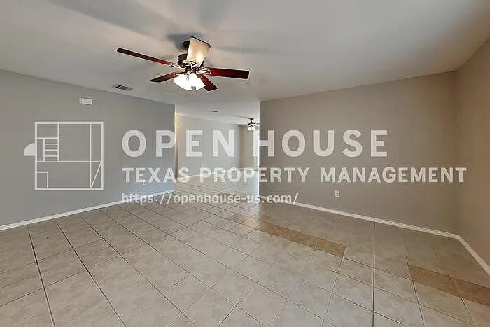 3 bed, 2.0 bath, 1701 sqft, $2,095 — Photo 4