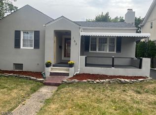 163 Wagaraw Rd, Hawthorne, NJ 07506