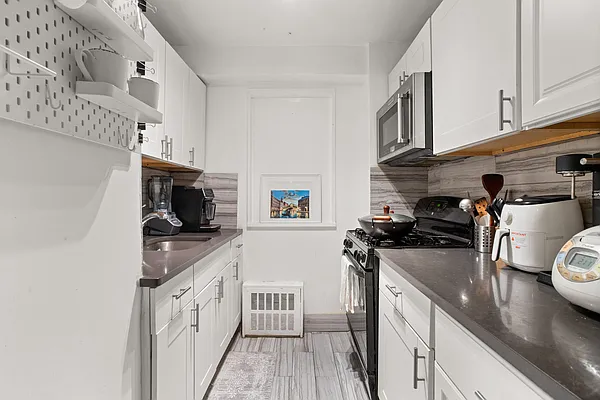 Rented by Compass | media 6