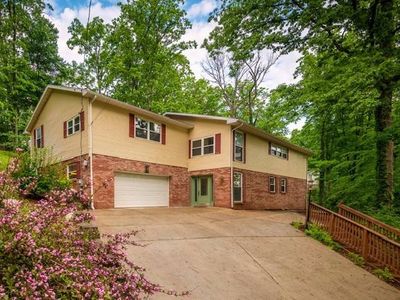 911 Vine St, Saint Albans, WV, 25177