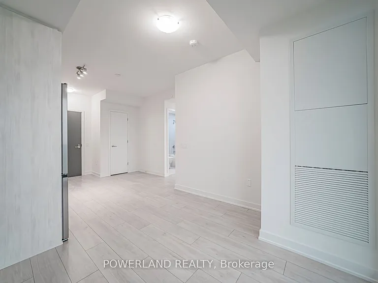 5858 Yonge St #2423 — Photo 24