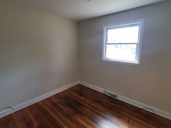 2nd image of 703 Bluford St