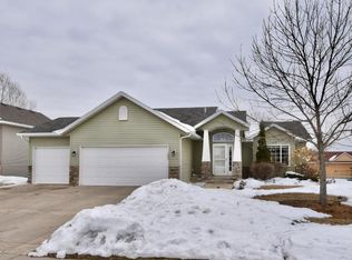 1508 Pine Siskin Ave, Sartell, MN 56377