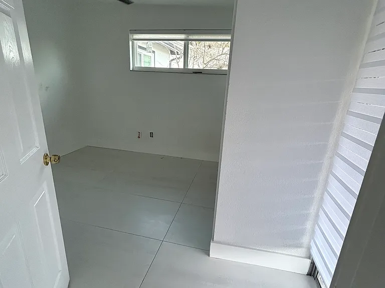 Mattituck Cir — Photo 9