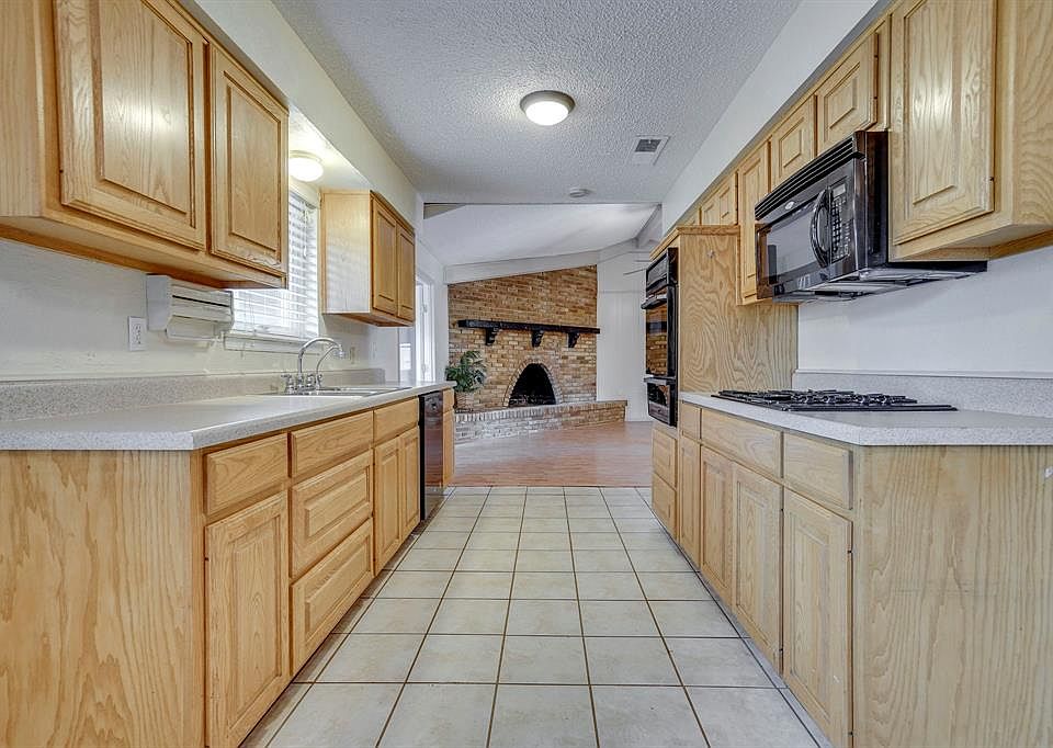 1st image of 149 Lakeland Dr
