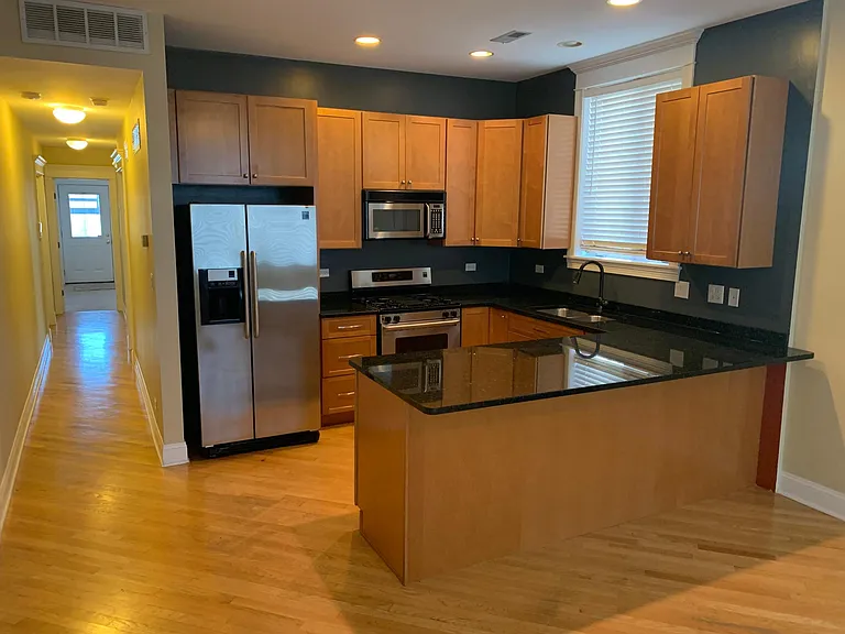1852 W Armitage Ave #2 — Photo 5