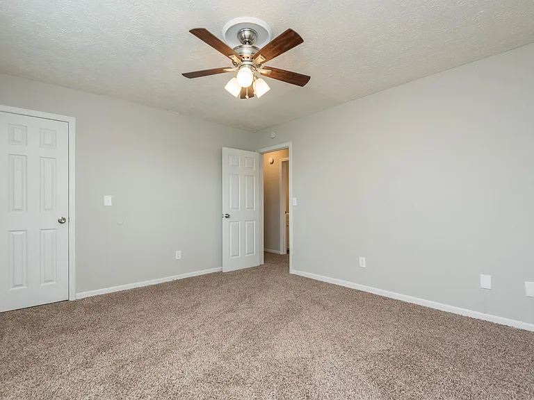 2512 McMillan St — Photo 7