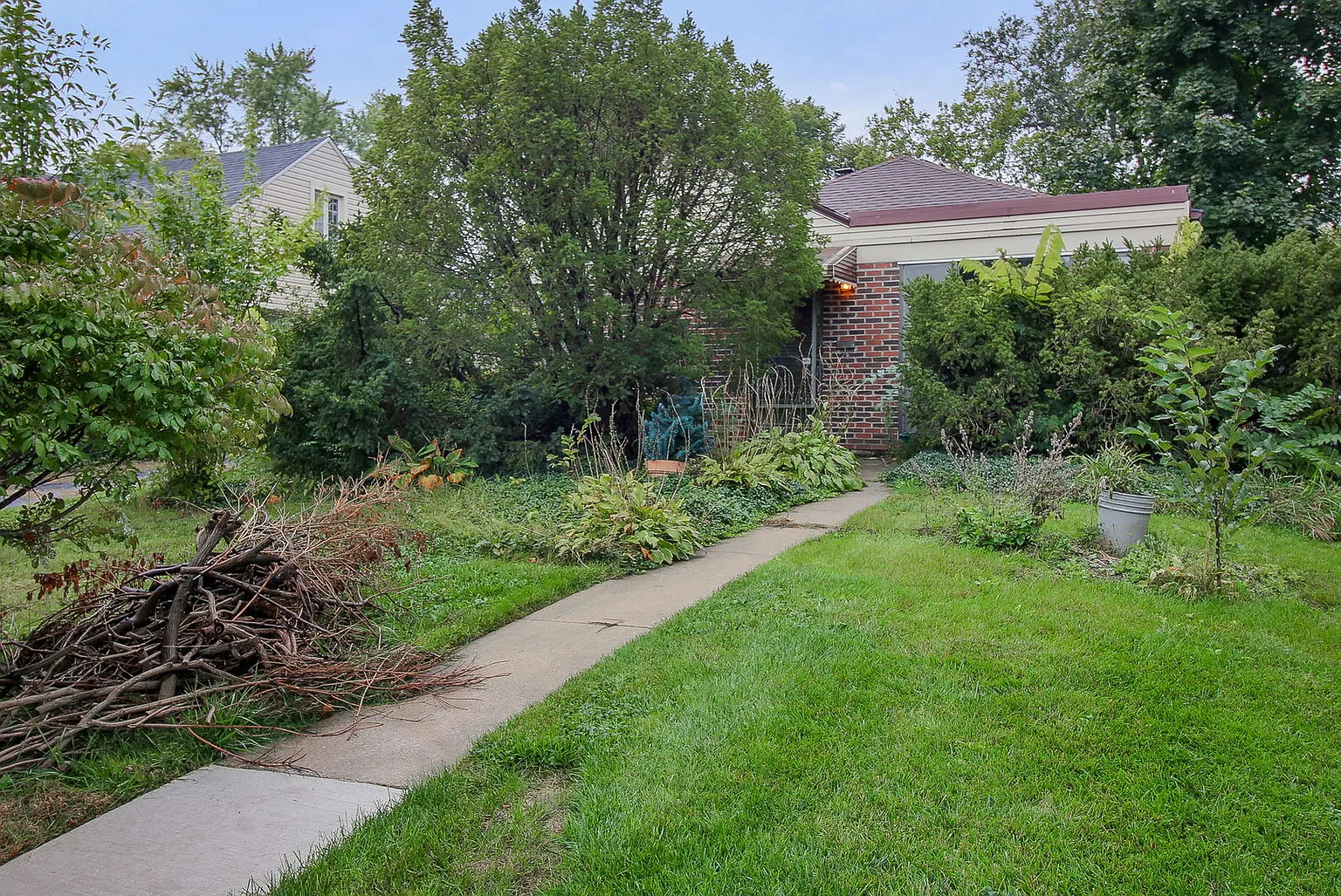132 Washington St photo 1