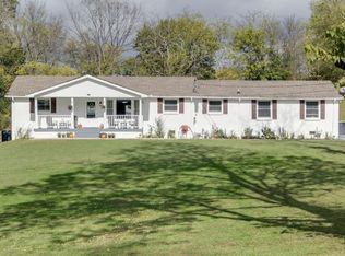 3932 Banbury Dr, Nashville, TN 37207