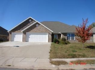 1201 Clydesdale Dr, Centerton, AR 72719