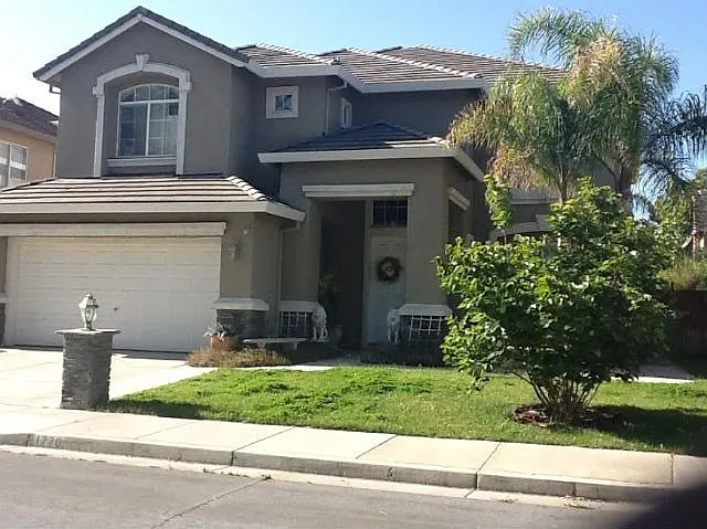 1770 Persimmon Way photo 1