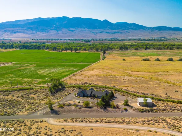 45 River Rd, Dayton, NV 89403