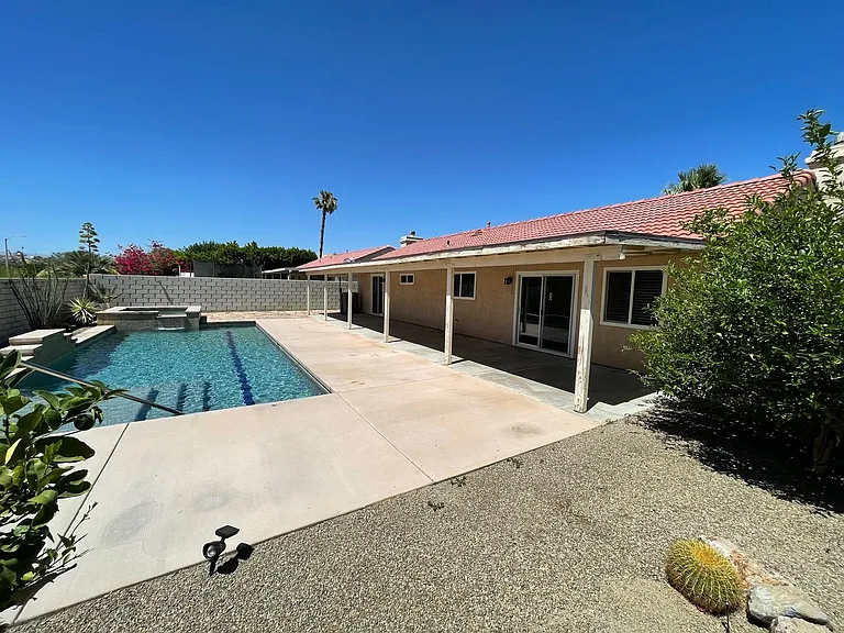 30399 Sterling Rd — Photo 45