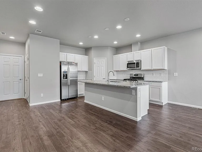 6676 N Argonne St — Photo 7