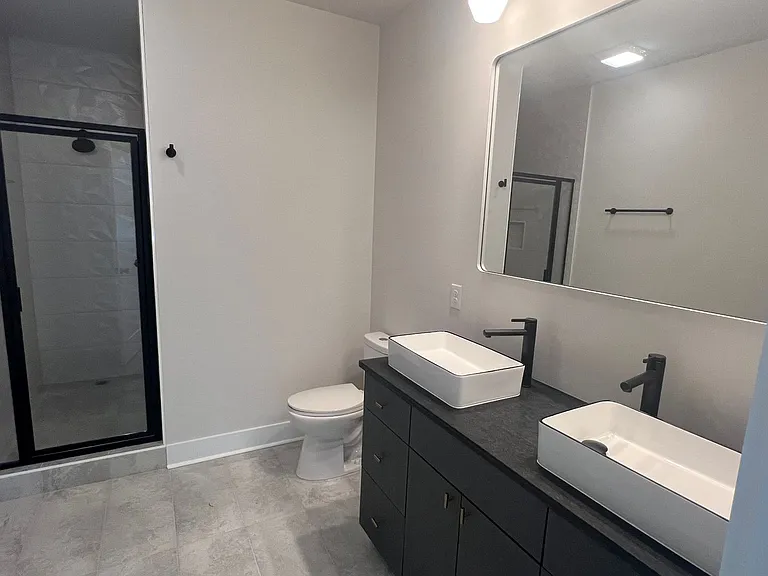 1356 Briar Creek Rd — Photo 3