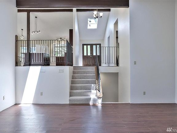 3rd image of 4008 32nd Avenue Ct