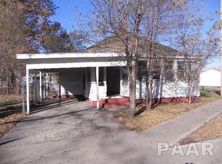 1315 Sommerset St, Pekin, IL 61554